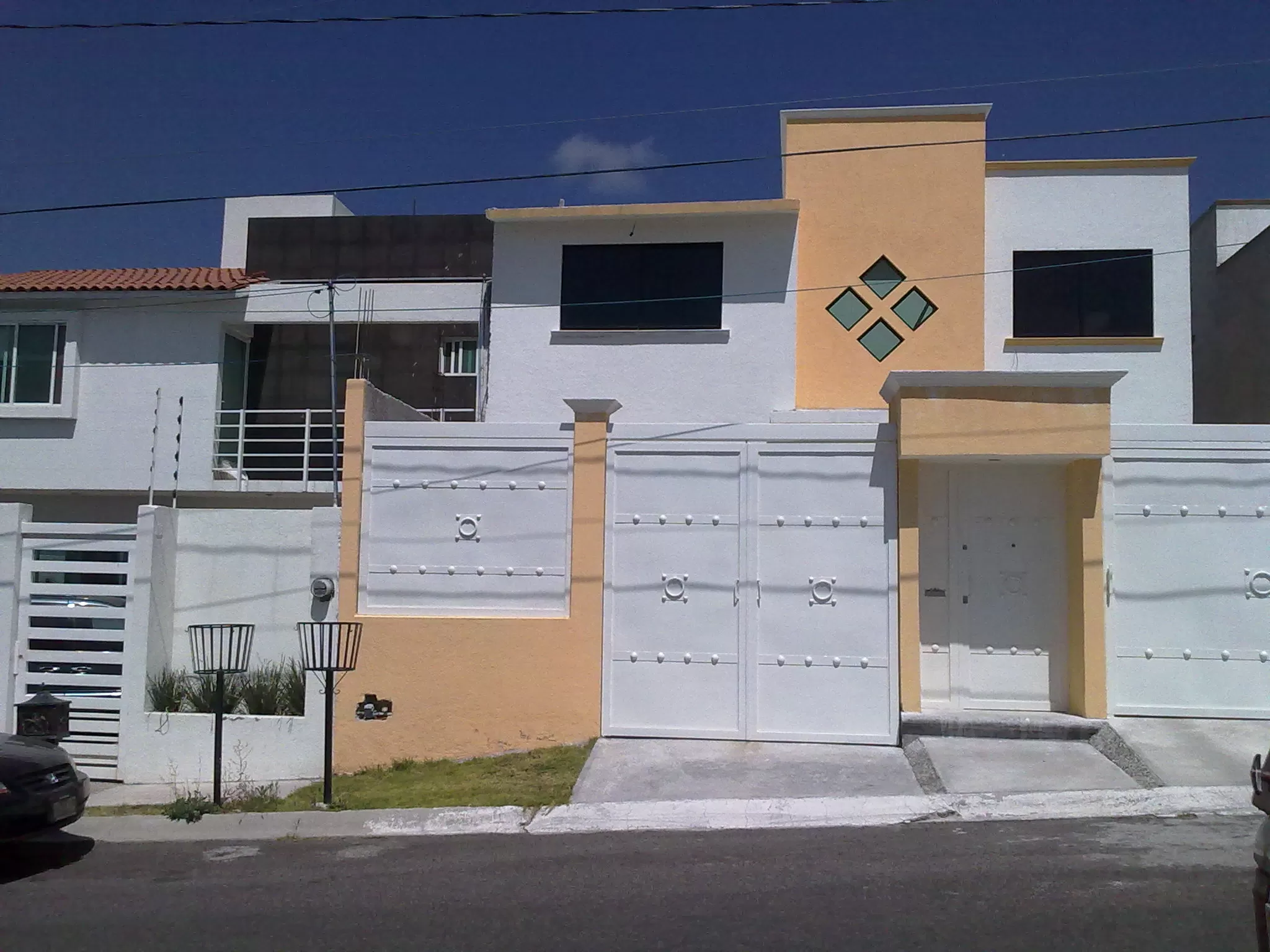 ZONA RESIDENCIAL JURIQUILL